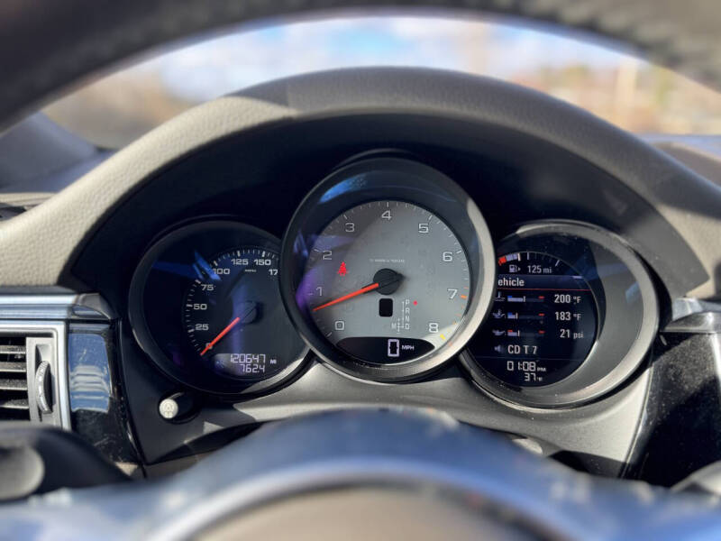 2015 Porsche Macan S