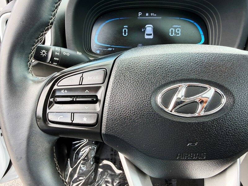 2023 Hyundai Venue SEL