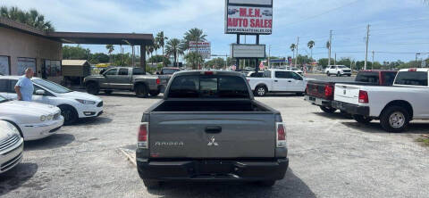 2007 Mitsubishi Raider LS