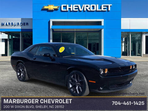 2022 Dodge Challenger SXT