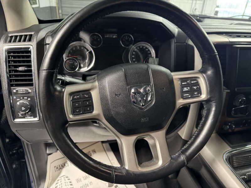 2019 RAM 1500 Classic Laramie