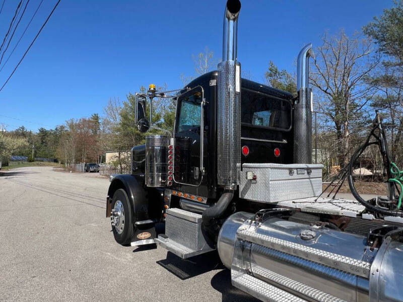2009 Peterbilt 389