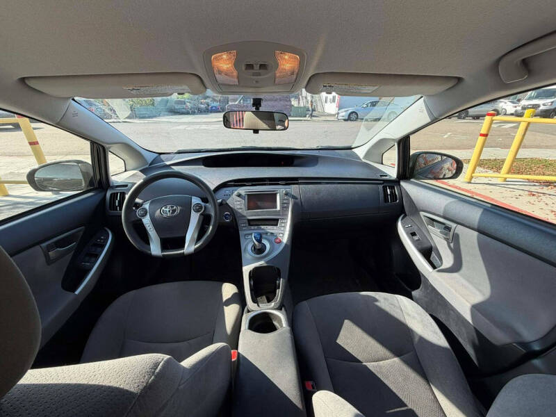 2015 Toyota Prius Two