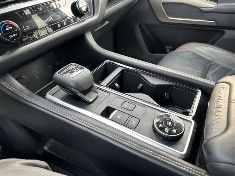 2022 Nissan Pathfinder