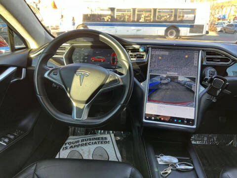 2016 Tesla Model S 85D