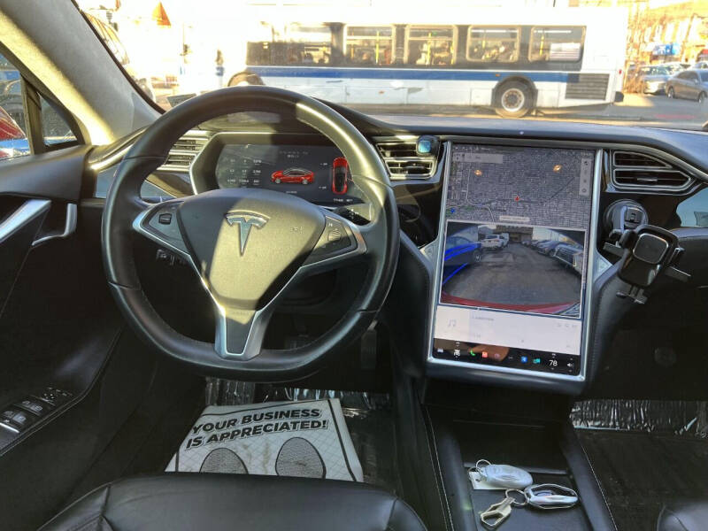 2016 Tesla Model S 85D
