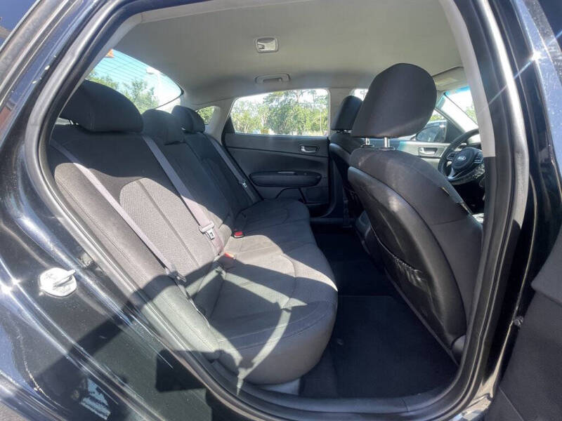 2017 Kia Optima LX