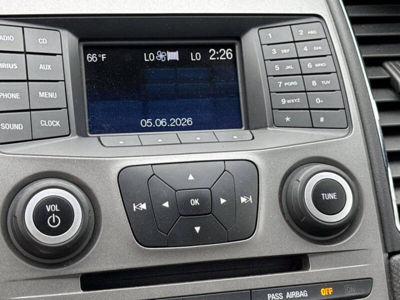 2015 Ford Taurus SEL