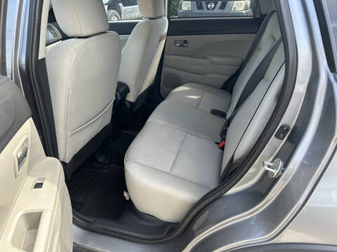 2017 Mitsubishi Outlander Sport ES