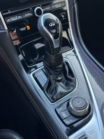 2017 Infiniti Q60 Red Sport 400