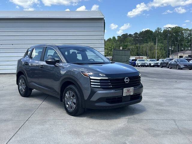 2025 Nissan Kicks S