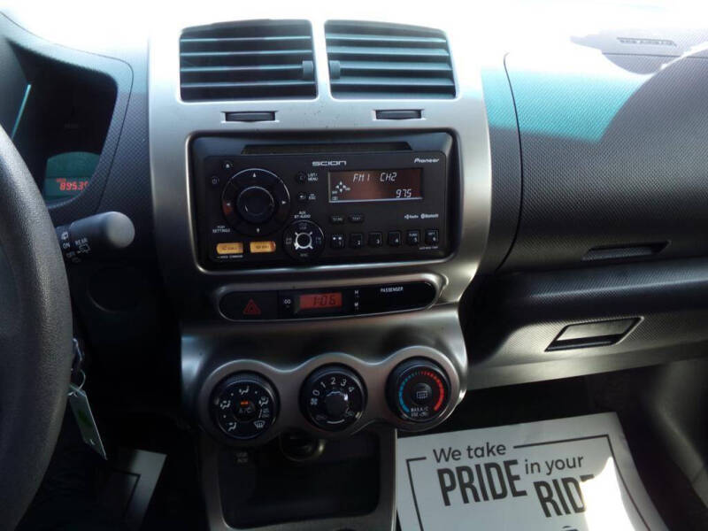 2012 Scion xD