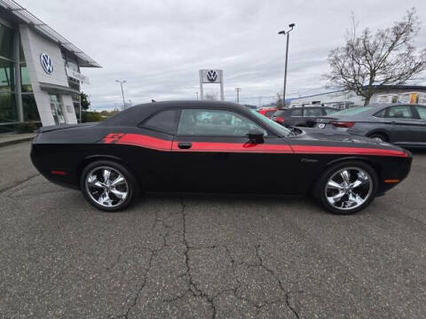 2015 Dodge Challenger R/T Plus