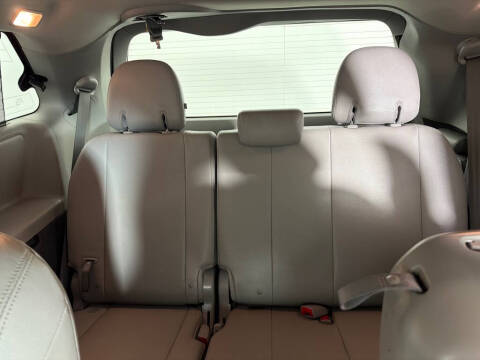 2016 Toyota Sienna