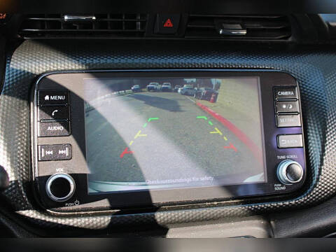 2022 Nissan Kicks SV