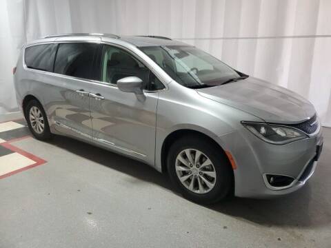 2018 Chrysler Pacifica for sale at Tradewind Car Co in Muskegon MI
