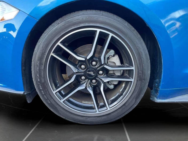 2021 Ford Mustang EcoBoost