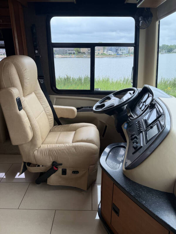 2016 Tiffin Allegro Open Road RED 33AA