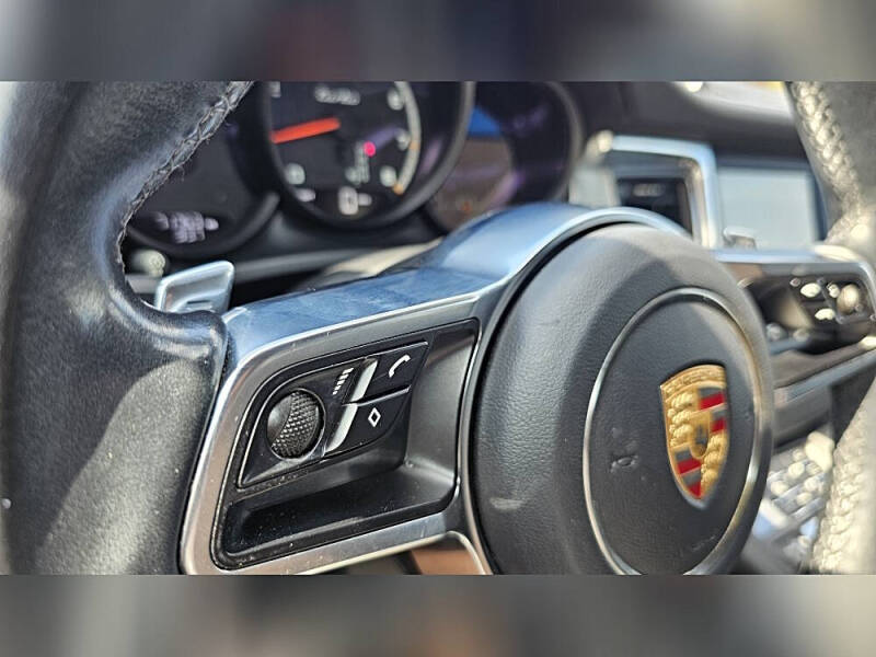 2016 Porsche Macan Turbo