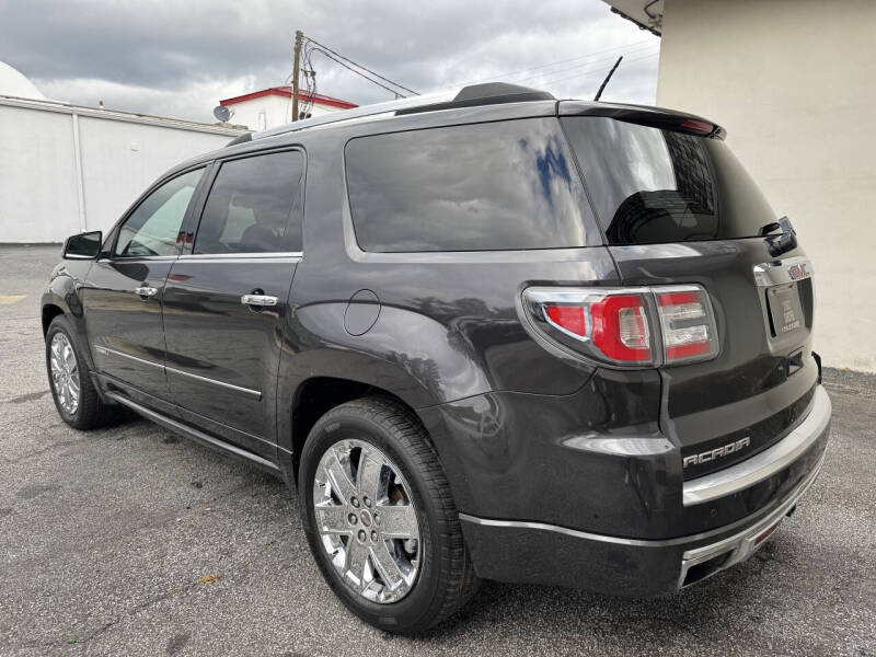 2016 GMC Acadia Denali