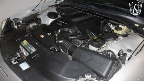 2004 Ford Thunderbird Deluxe