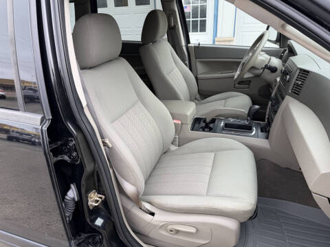 2006 Jeep Grand Cherokee Laredo