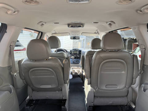2012 Kia Sedona LX