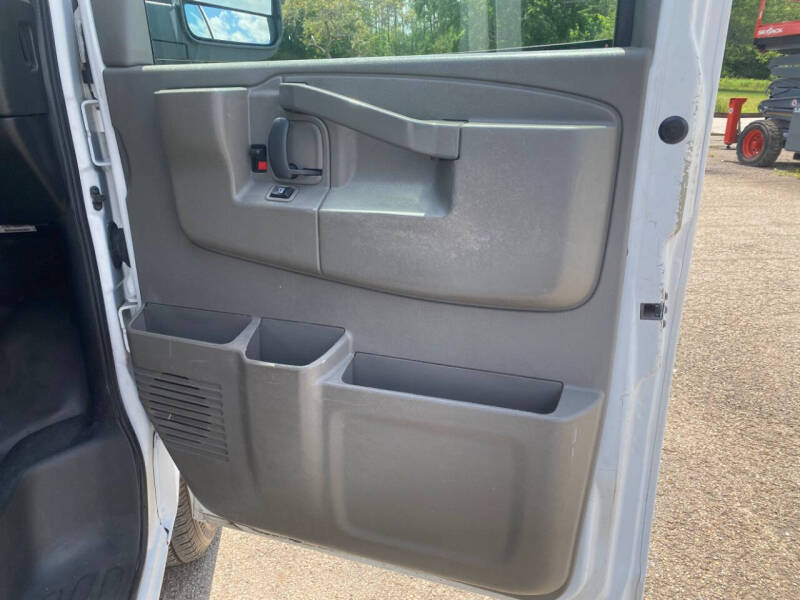 2020 Chevrolet Express LS 3500