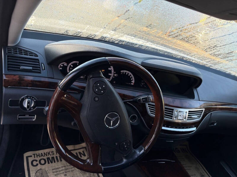 2013 Mercedes-Benz S-Class S 550