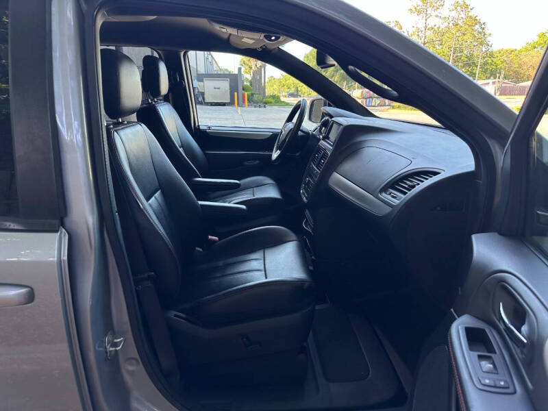 2014 Dodge Grand Caravan R/T