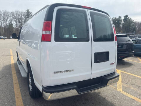 2024 GMC Savana 2500