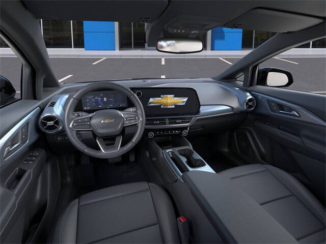 2025 Chevrolet Equinox EV LT 2
