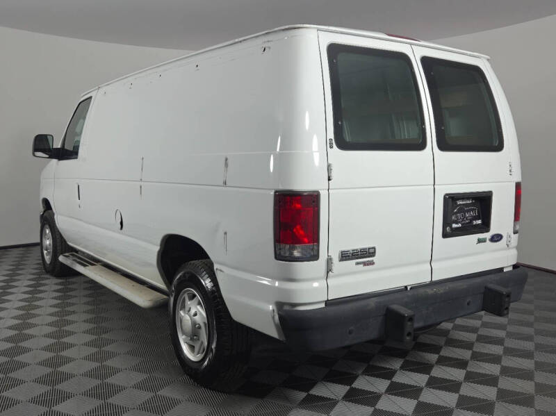 2013 Ford E-Series E-250
