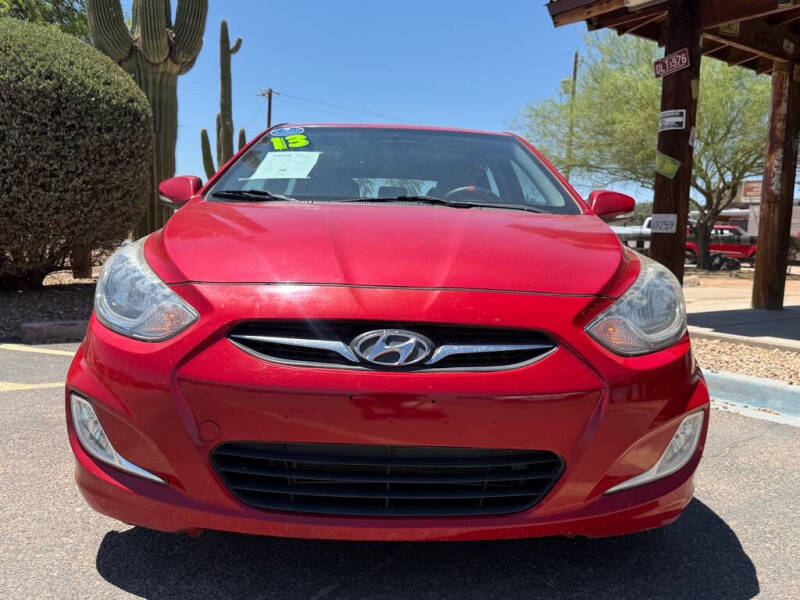 2013 Hyundai Accent SE