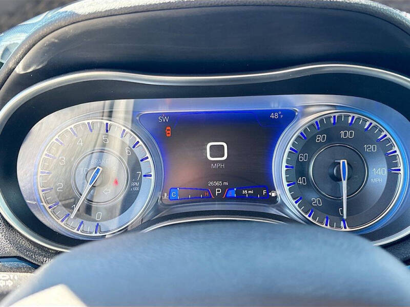 2023 Chrysler 300 Touring