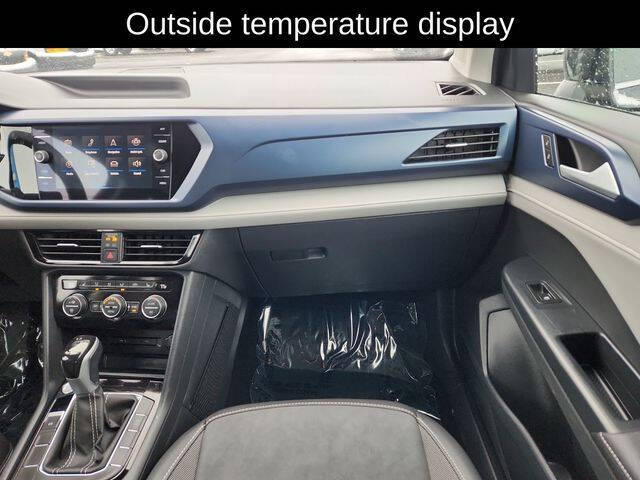 2024 Volkswagen Taos SE