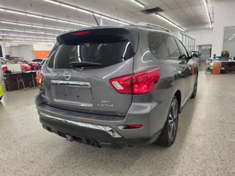 2018 Nissan Pathfinder Platinum