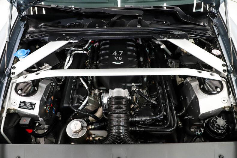 2016 Aston Martin V8 Vantage GT