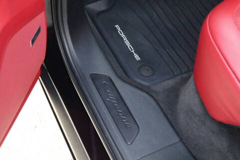 2021 Porsche Cayenne GTS Coupe