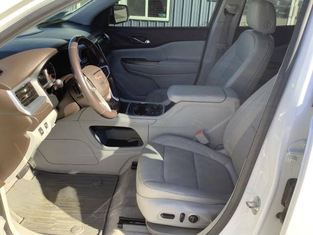 2020 GMC Acadia SLT