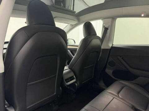 2025 Tesla Model Y Long Range