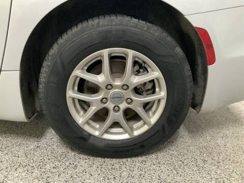 2023 Chrysler Pacifica Touring