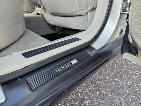 1997 Lincoln Town Car Executive