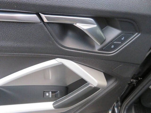 2020 Audi Q3 quattro Premium 45 TFSI