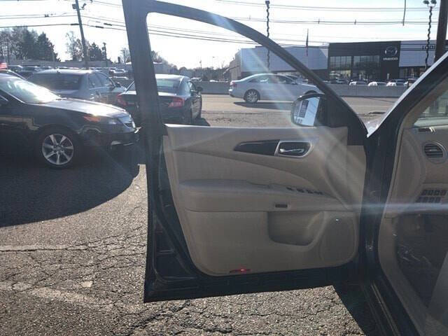 2013 Nissan Pathfinder S