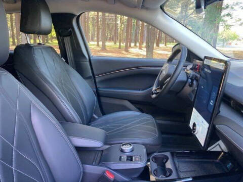 2024 Ford Mustang Mach-E Select