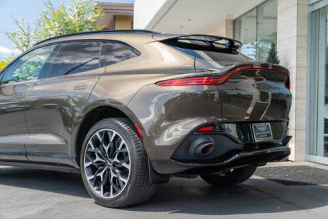 2021 Aston Martin DBX
