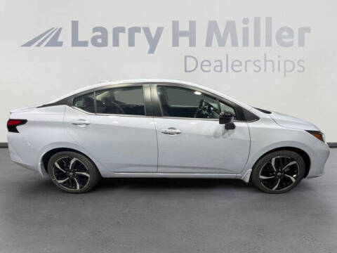 2025 Nissan Versa SR