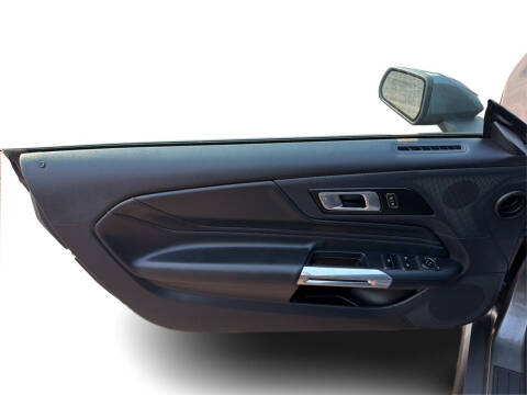 2025 Ford Mustang