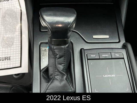 2022 Lexus ES 300h
